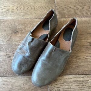 B.O.C Born Concept Suree Leather Slip On Loafers Shoes Green Sz 9